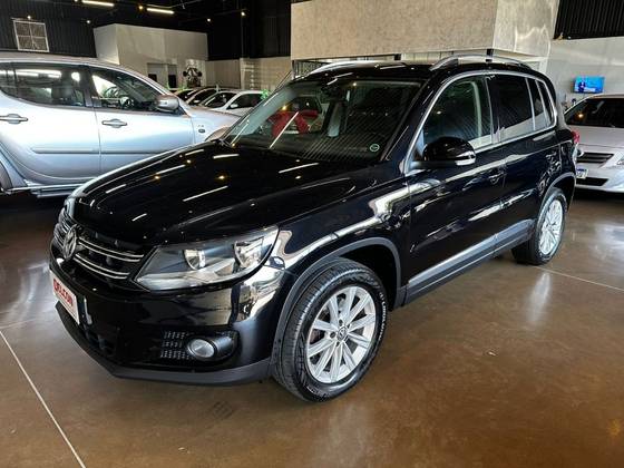VOLKSWAGEN TIGUAN 2.0 TSI 16V TURBO GASOLINA 4P TIPTRONIC VOLKSWAGEN TIGUAN 2.0 TSI 16V TURBO GASOLINA 4P TIPTRONIC